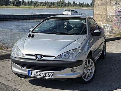 Peugeot 206 Peugeot 206 CC Cabrio - top gepflegt, Getriebe neu