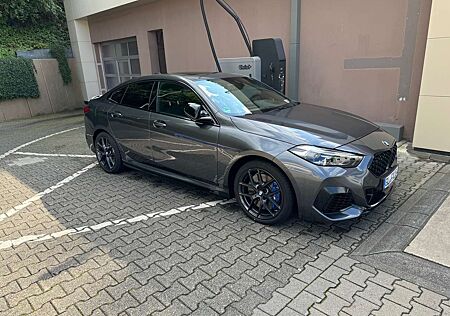 BMW 235 M235i xDrive