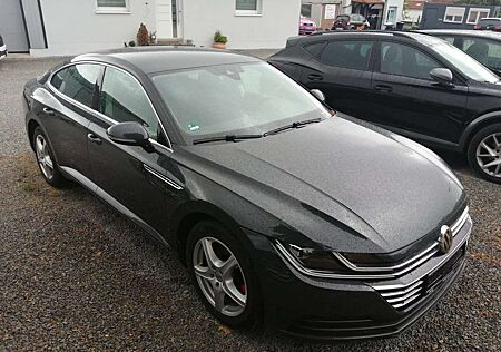 VW Arteon Volkswagen Basis