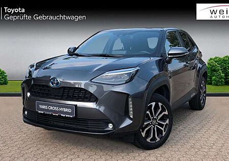 Toyota Yaris Cross 1,5 l Hyb. 4x2 Team D*Standheizung