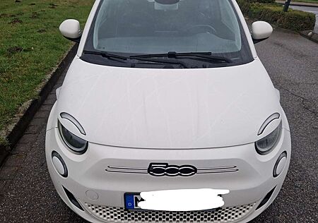 Fiat 500 Action