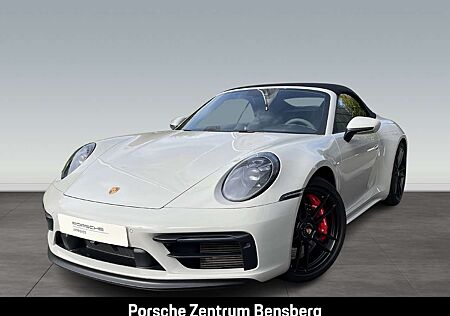 Porsche 992 911 Carrera 4 GTS Cabriolet