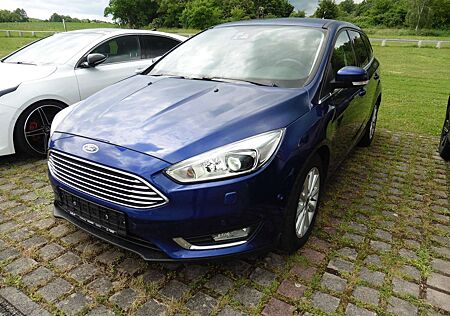 Ford Focus Turnier 1.5 EcoBoost Start-Stopp-System Titanium