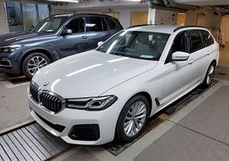 BMW 540 dxDrive/Aut/Navi/KomfortStz/DrivAs/M-Sport