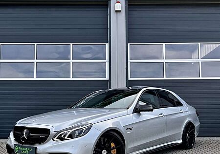 Mercedes-Benz E 63 AMG S 4Matic PANO CARBON YIDO DIS+ RFK