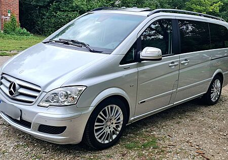 Mercedes-Benz Viano 3.0 CDI Ambiente Pano Leder Navi Sportpaket 8Sitze