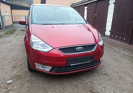 Ford Galaxy 2.0 TDCi DPF Aut. Ghia,7 Sitze,AHK,Aufelgen,Gut