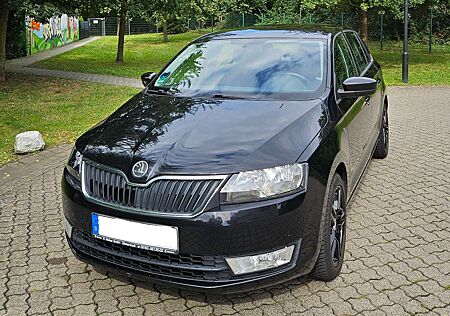 Skoda Rapid /Spaceback +1.6+TDI+DSG+Ambition