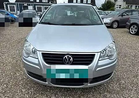 VW Polo Volkswagen 1.4 Automatik Comfortline
