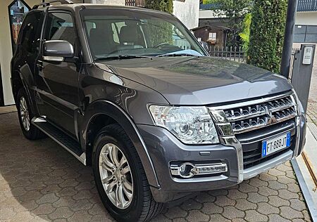 Mitsubishi Pajero 3.2 DI-D Automatik