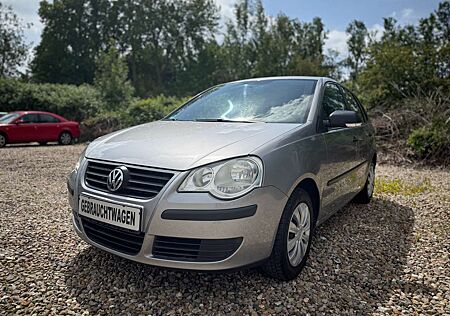 VW Polo Volkswagen Tour/TÜV NEU / SERVICE NEU / KLIMA / PDC