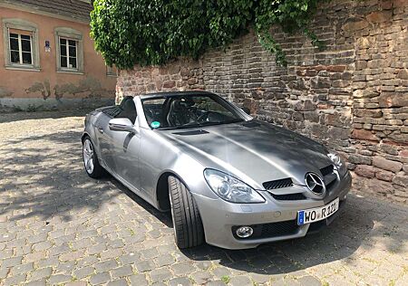 Mercedes-Benz SLK 350 Mercedes Sportmotor