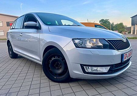 Skoda Rapid /Spaceback 1.6 TDI Spaceback Joy/ Green / Navi / AHK