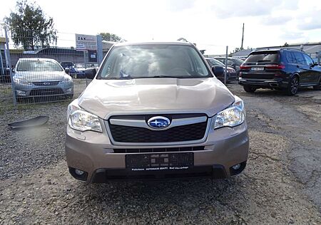 Subaru Forester Active 2.0 d 4x4 Klimaautomatik AHK