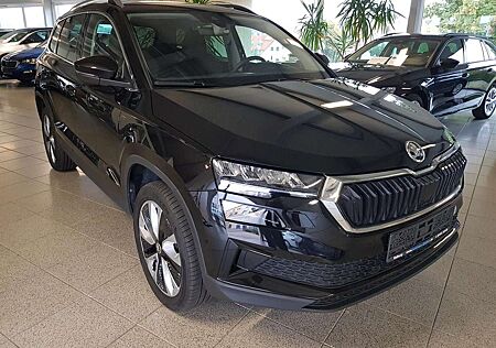 Skoda Karoq TSI DSG SELECTION Sitzhez LED PDC ACC