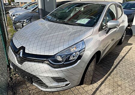 Renault Clio Cargo Extra IV | 1. Hand