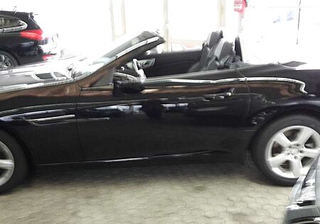 Mercedes-Benz SLK 200