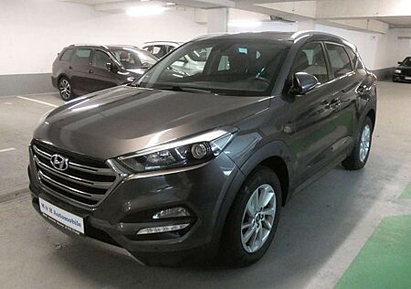 Hyundai Tucson blue Style 2WD*SHZ*LHZ*