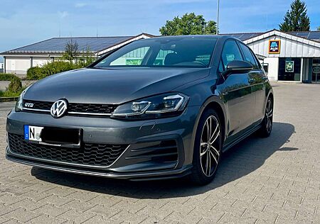 VW Golf Volkswagen GTD (TÜV neu, frischer Ölservice)