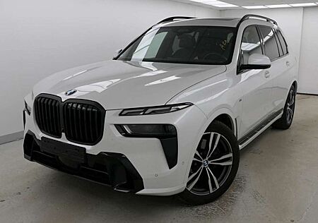 BMW X7 xDrive 40d M Sport /SKY LOUNGE /MASSAGE / 1HA