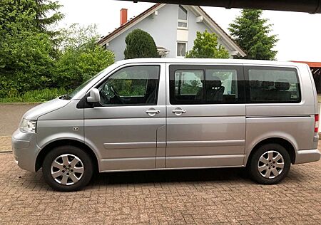 VW T5 Multivan Volkswagen Multivan Comfortline