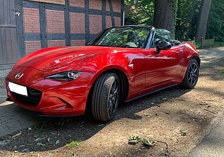 Mazda MX-5 SKYACTIV-G 131 Exclusive-Line