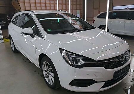 Opel Astra K ST Elegance LED Navi Alcantar IntelliLux