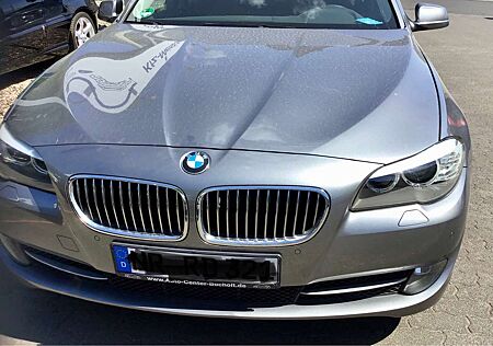 BMW 523i 523