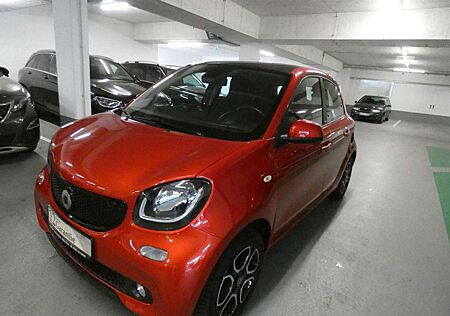 Smart ForFour Basis 66kW*2 Hand*Leder*Panorama