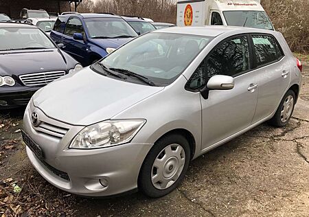 Toyota Auris 1.6i Life // Facelift // Klimaanlage