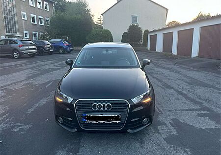 Audi A1 +1.2+TFSI+SportbackAmbition