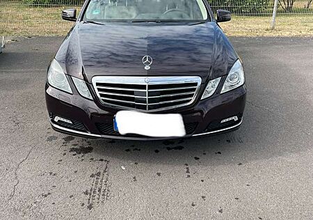 Mercedes-Benz E 350 CGI BlueEfficiency (212.057)