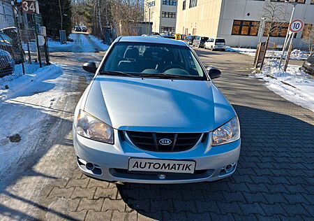Kia Cerato 1.6 LX Kombi