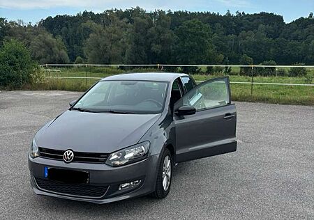 VW Polo Volkswagen 1.2 TSI DSG Style