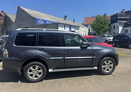 Mitsubishi Pajero 3.2 DI-D 7 Sitzer Motor startet nicht