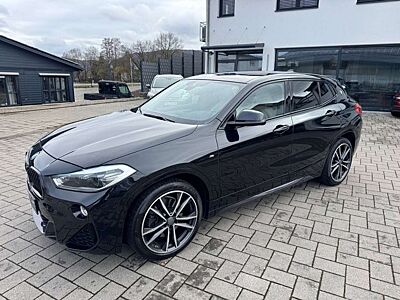 BMW X2 xDrive 20d M Sport PANO HUD Vollausst.