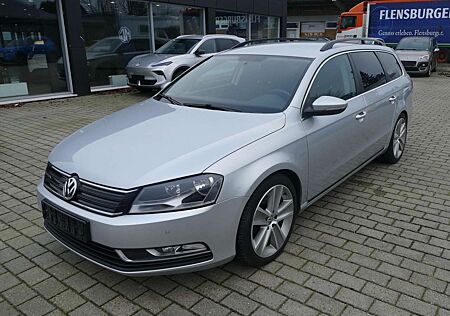 VW Passat Volkswagen 1.6 TDI Variant Kombi Klimaautomatik Einparkhilfe