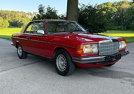 Mercedes-Benz 230 230CE °Unikat°Sehr Gepflegt°H-Zulassung