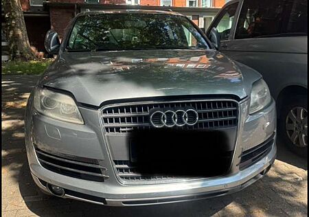 Audi Q7 4.2 TDI DPF quattro tiptronic