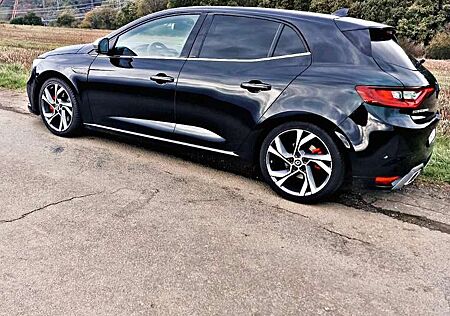 Renault Megane GT 205 Bose 4 Control Sport Fahrwerk