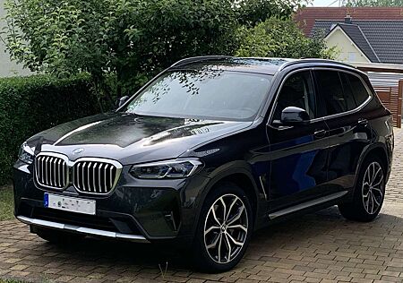 BMW X3 +xDrive30i+Aut.