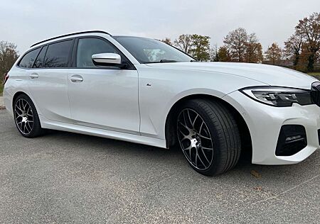 BMW 330d 330 3er Touring Diesel Touring xDrive Aut. M Sport