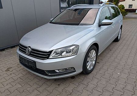 VW Passat Variant Volkswagen Highline BM 2.0d ACC LED