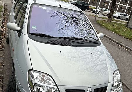 Renault Scenic MEGANE 2.0. Hand Top Zustand
