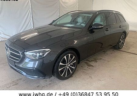 Mercedes-Benz E 300 de Facelift 18" Pano Kam Distr+ Widescreen