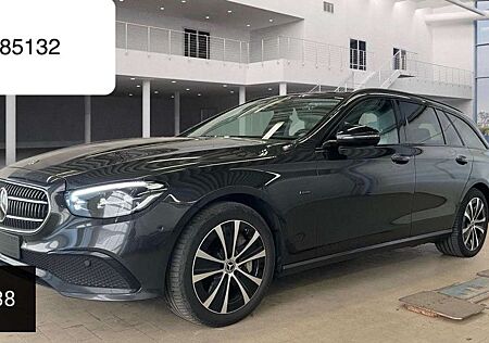 Mercedes-Benz E 300 de Facelift 18" Pano Kam Distr+ Widescreen