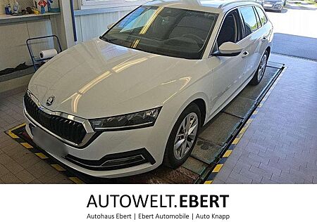 Skoda Octavia Combi 2.0 TDI DSG Style/ACC/KAMERA/HUD/