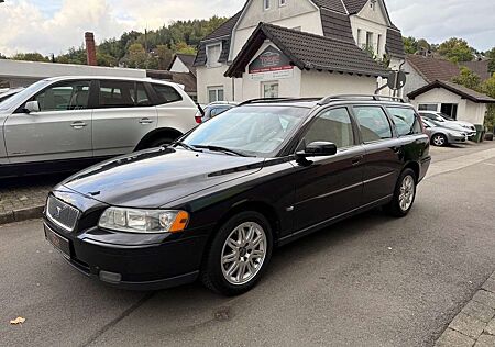 Volvo V70 2.4 Kinetic*2.HAND*KLIMA*AHK*