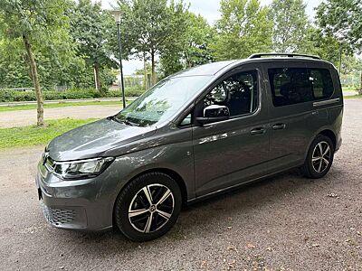 Volkswagen Caddy Caddy 1.5 TSI BlueMT HeckFlügelTür AnhängerK SitzHZ Garantie