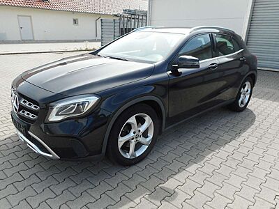 Mercedes-Benz GLA 200 CDI LED Navi Teilleder MB-werkstattgepfl